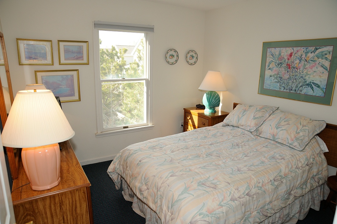 Second Bedroom (double bed)