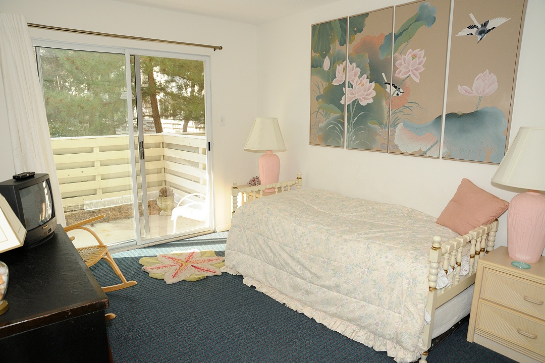 Bedroom One (single with rollout single underneath)